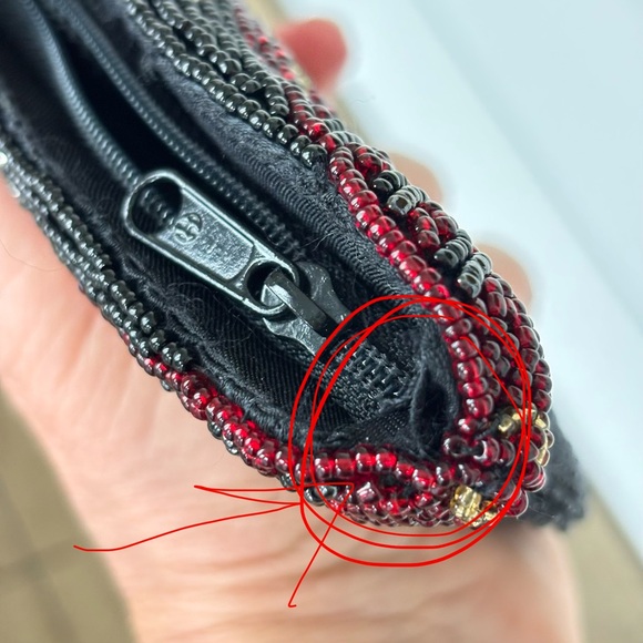 Vintage Neiman Marcus Red and Black Beaded Butterfly Petite Evening Bag - Picture 11 of 17